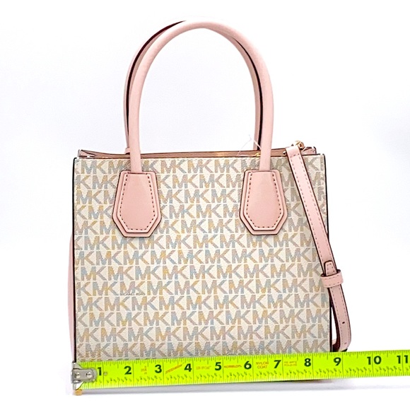 MICHAEL KORS MERCER MEDIUM MESSENGER POWDER BLUSH - Picture 5 of 16